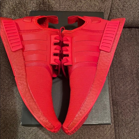 NMD R1 Scarlet FV9017 - Picture 9 of 12